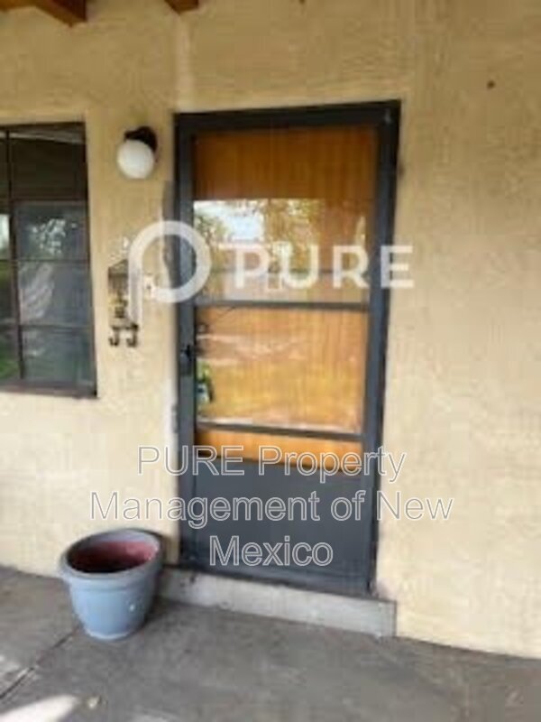 Photo - 210 Montclaire Dr SE Unidad #2 Rental