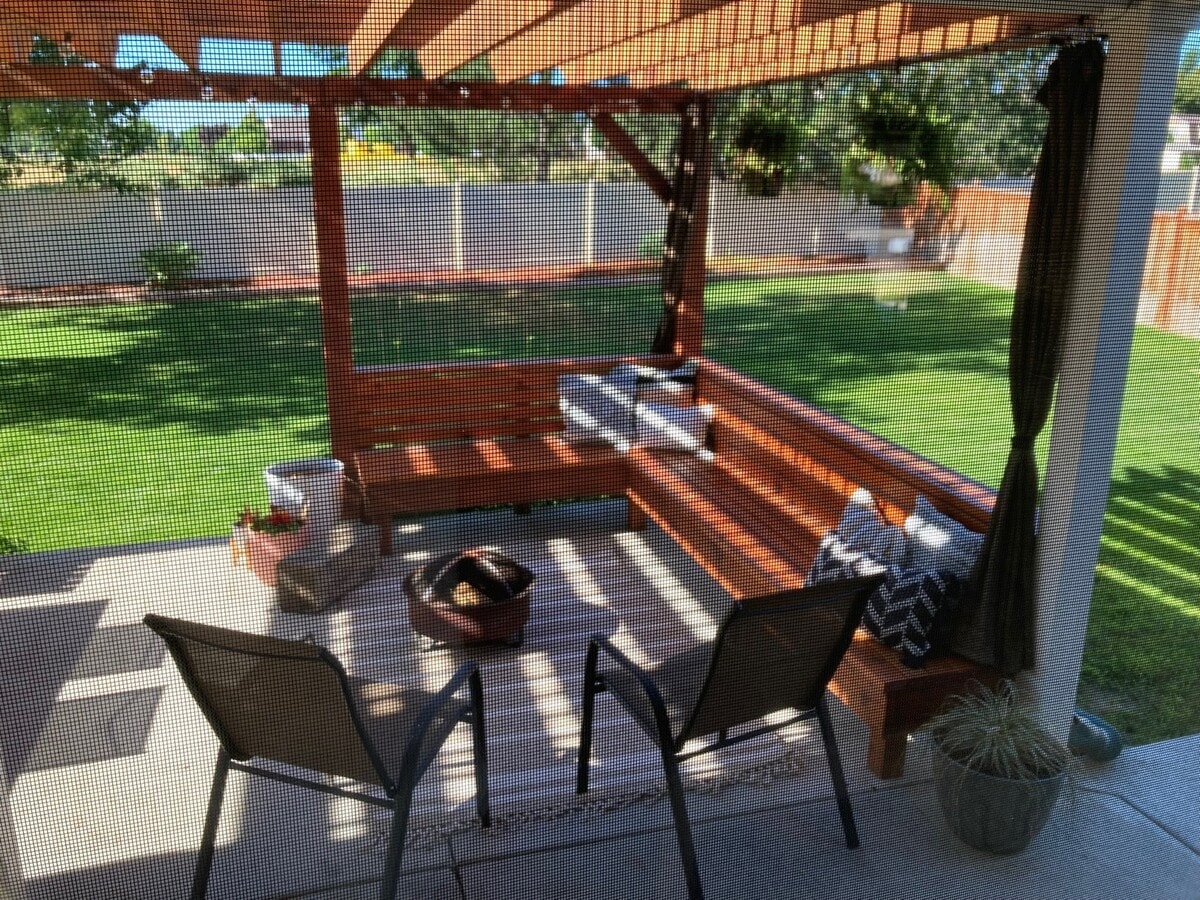 Photo - 155 Redcloud Ave