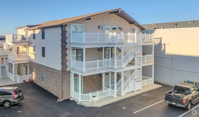Building Photo - 9609 Pacific Ave Rental