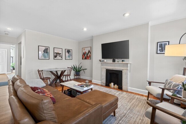 Photo - 60 Rutland St Unit 4