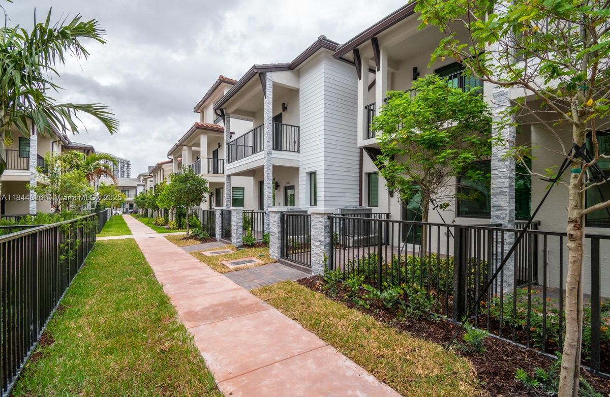 Photo - 4769 NW 83rd Pkwy