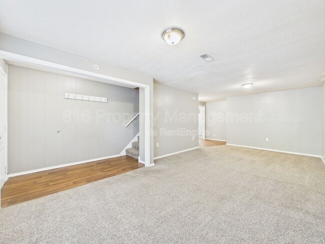 Photo - 7156 Woodson Rd