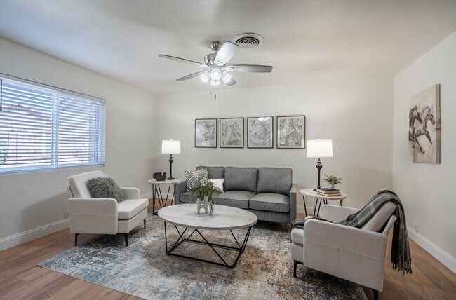 Photo - 1227 Roanoke Dr