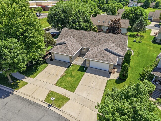 Aerial View - Front - 1051 Tamarack Way Unit 1051 Tamarack Way