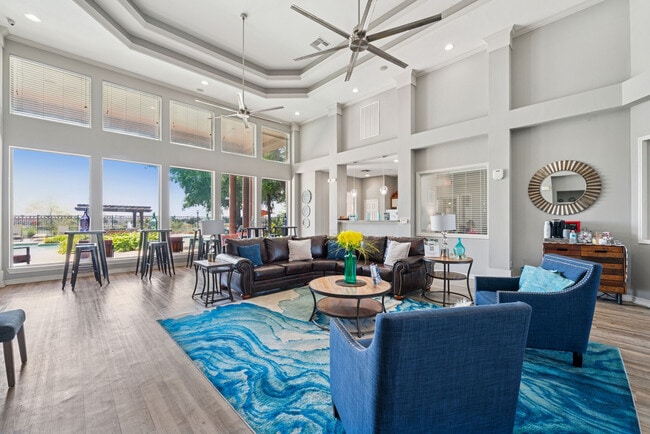 Building Photo - Blue Lake Villas Rental