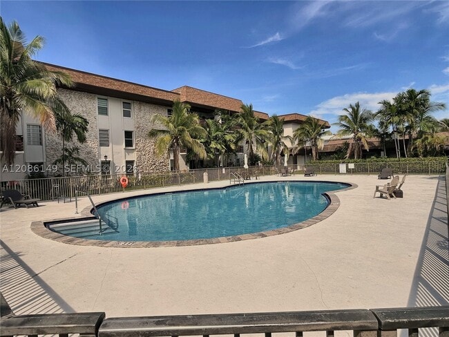 Building Photo - 7477 SW 82nd St Unit C214