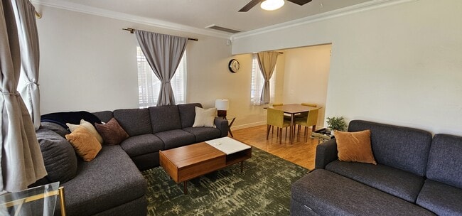 Photo - 1021 S Una Ave
