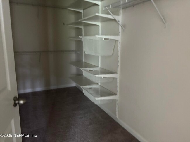 Photo - 411 Richmond Dr