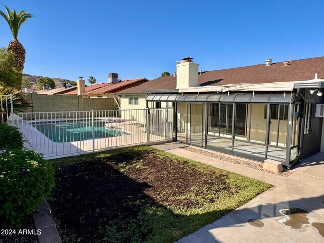 Photo - 10628 S 44th Pl