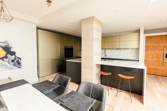 Photo - 1280 W Peachtree St NW Condo