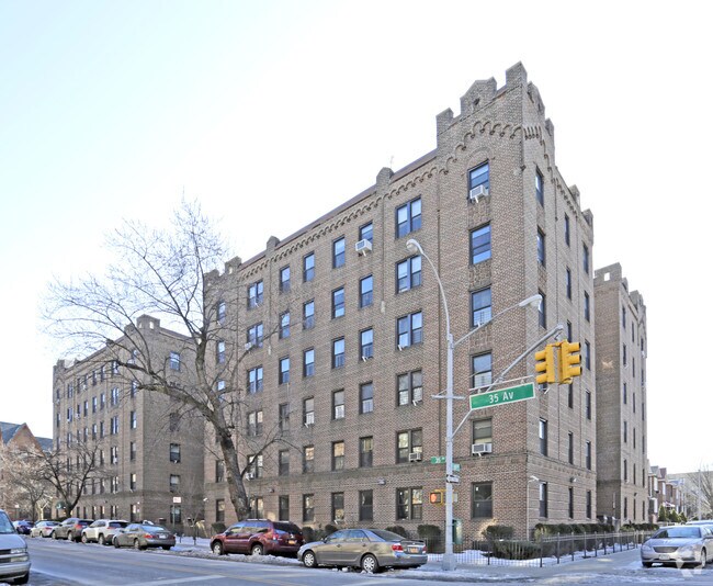 Photo - 8910 35th Ave