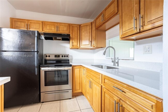 Building Photo - 5021 W Oakland Park Blvd Unit 204