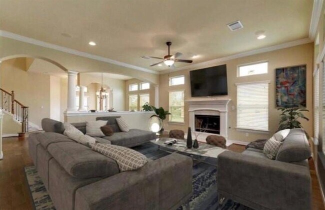 Photo - 181 Roberto Drive