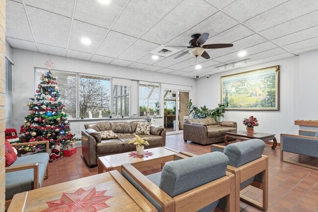 Photo - Gorgeous Renovated Unit For Seniors in Prime Location Unit 312