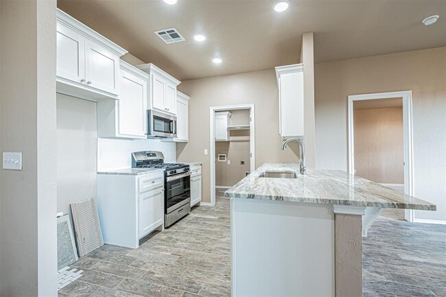 Photo - 1624 Highland Loop