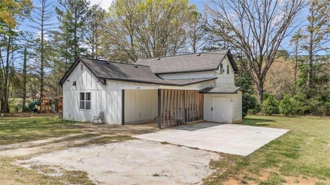 Photo - 5491 Hill Rd SW