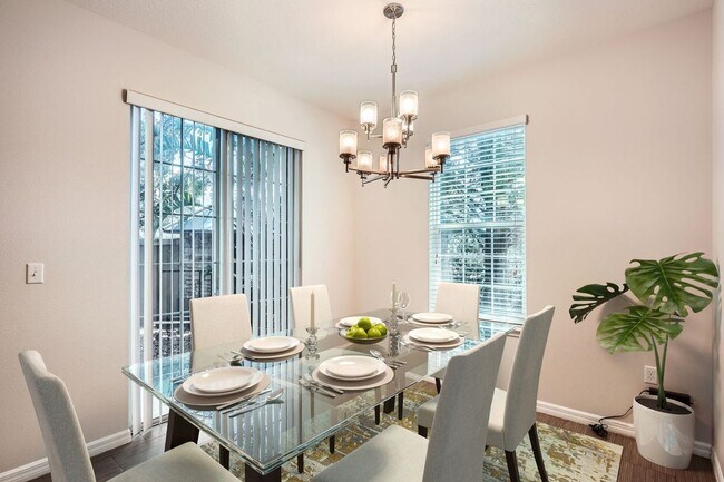 7001 Interbay Blvd Unit 101