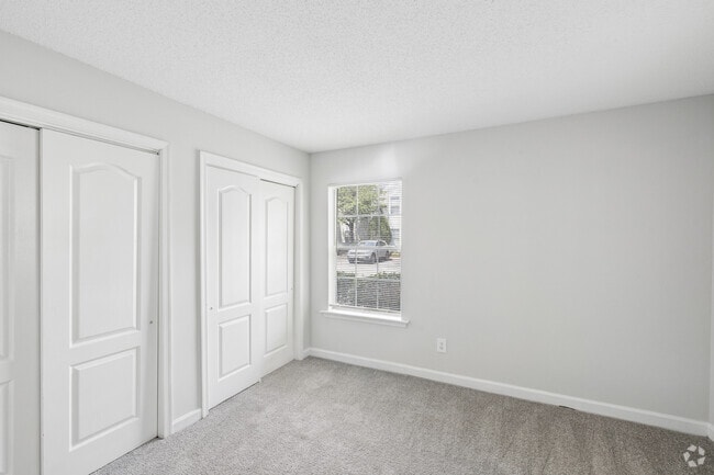 Laurel with Fireplace - 2BR, 2BA - 922SF - Bedroom
