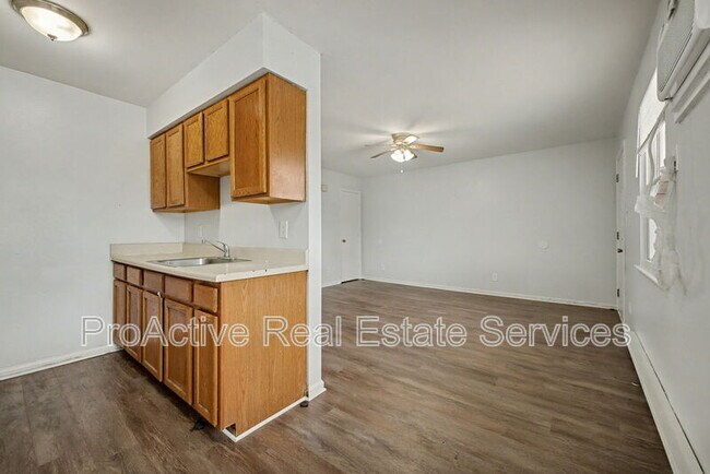 3805 Pleasant Ave