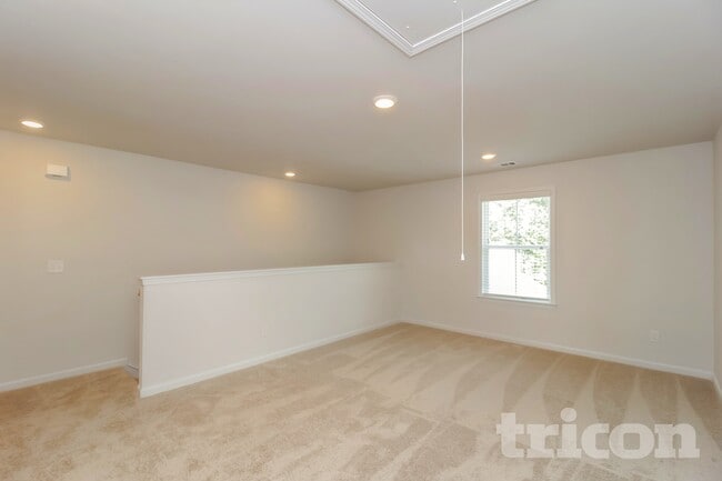 Photo - 25 Leyland Ct