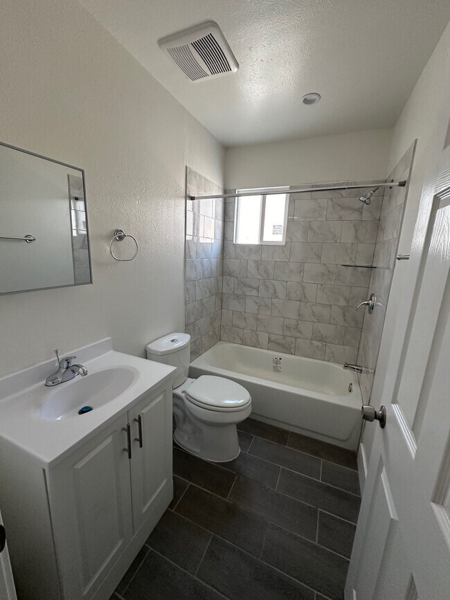 1236 N Mariposa Ave Unit 1236 N Mariposa Avenue