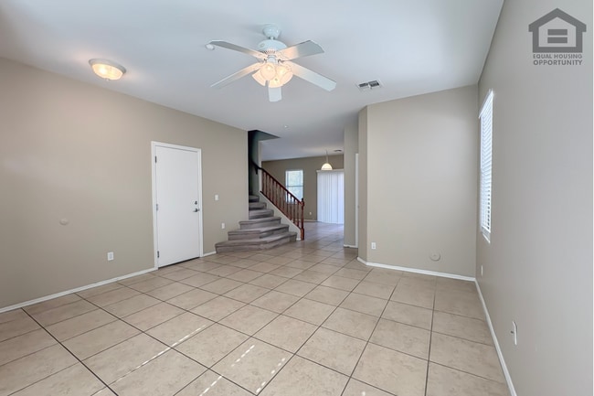 Photo - 4Bed/2.5 Bath House at Greenway/75th Ave! Ready for Immediate Move-In! -- Gated Community!