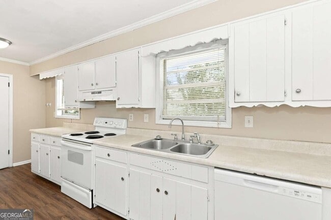 Photo - 2909 Briarwood Blvd