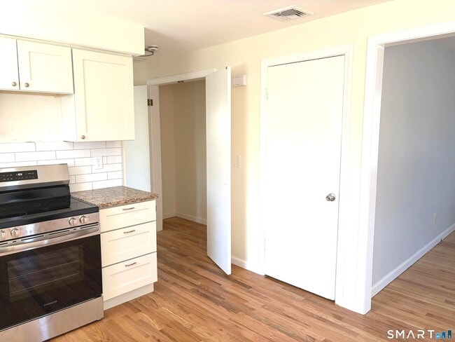 Photo - 3 Carmen St Unit 5