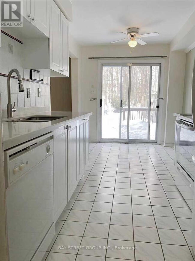 Photo - 70 Twigg Dr
