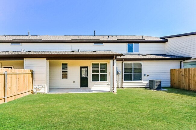 Photo - 9707 Elia Court