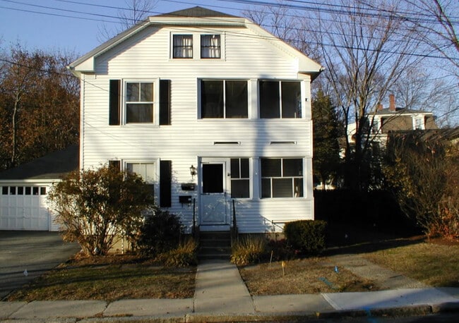 Building Photo - 1 Mount Pleasant St Unit 1 upper