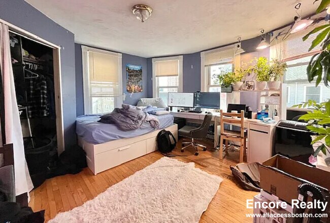 Photo - 8 Eldora St Unit 2