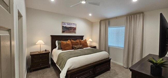 Photo - 731 W 6th S St Unit 104