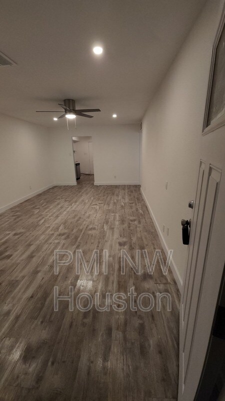 Photo - 2677 Gessner Rd