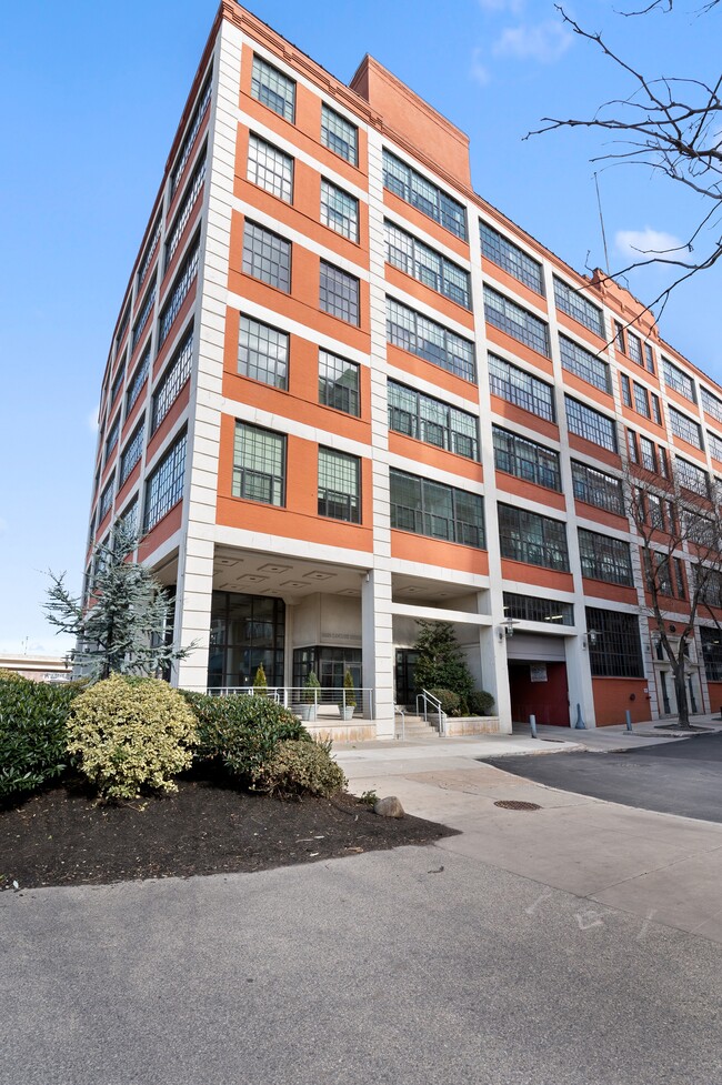 Photo - 2429 Locust St Unidad 520