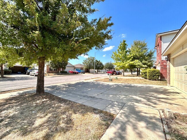Photo - 13316 High Sierra St
