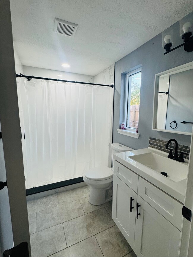 Photo - 4432 Perch St Unit Efficiency Studio Apt