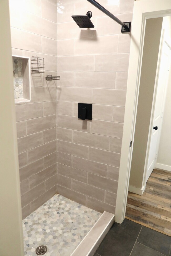 Photo - 2115 Fulton St