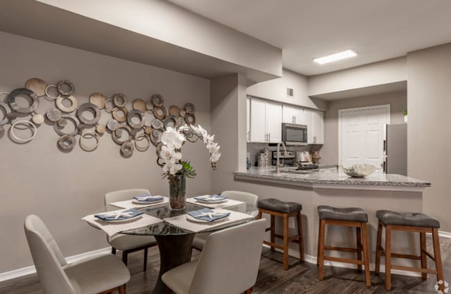 Photo - Harbor House on Saratoga