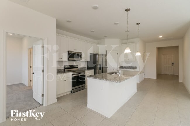 Photo - 596 Crown Rose Dr