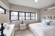 1BR, 1BA - 555SF - Bedroom