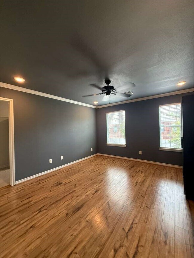 9623 Elmview Pl Unit 1