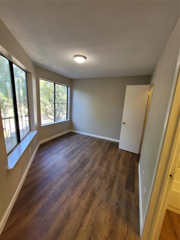 Photo - 9815 Walnut St Unit H-304