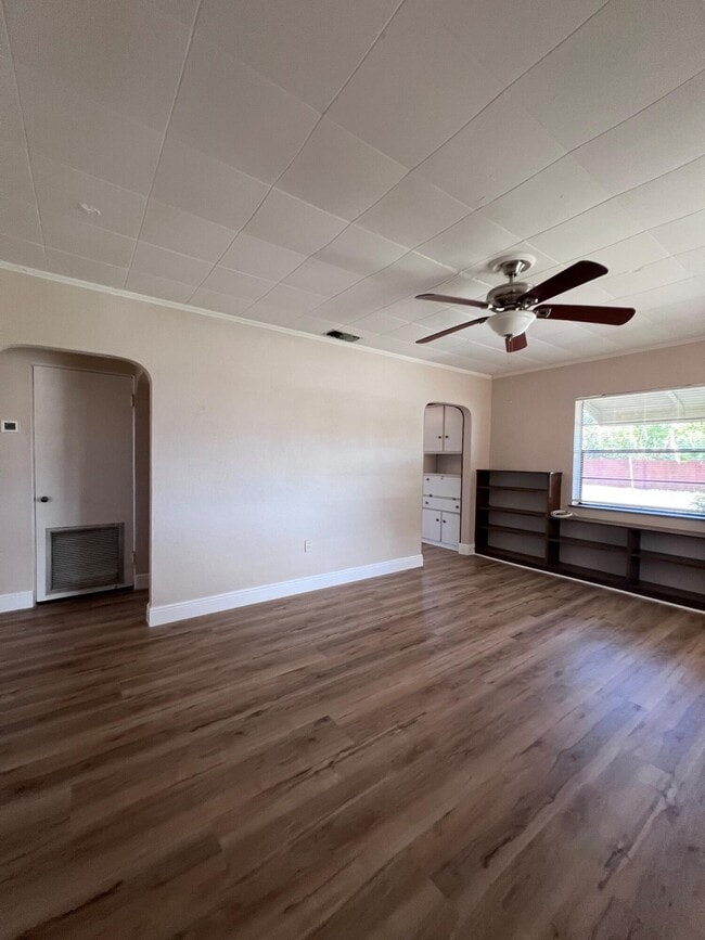 Photo - 4310 Mt Vernon Ave