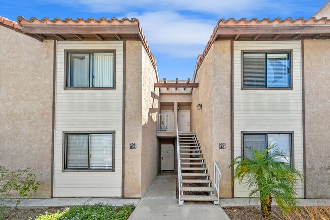 Building Photo - Princess Palms Rental