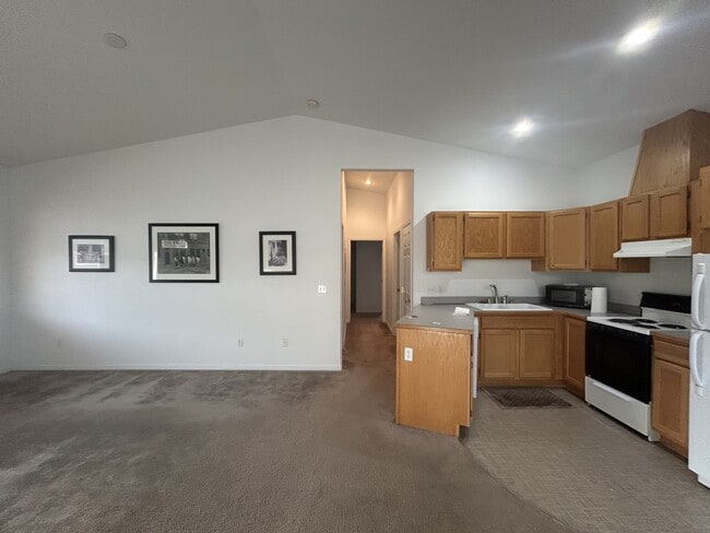 Photo - 15 Fairway Dr