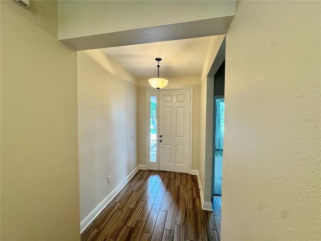 31936 Geoff Wy