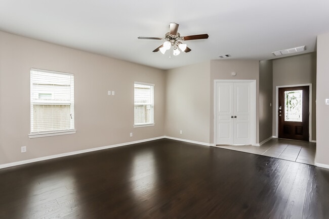 Photo - 6019 Burnet Bend Ave