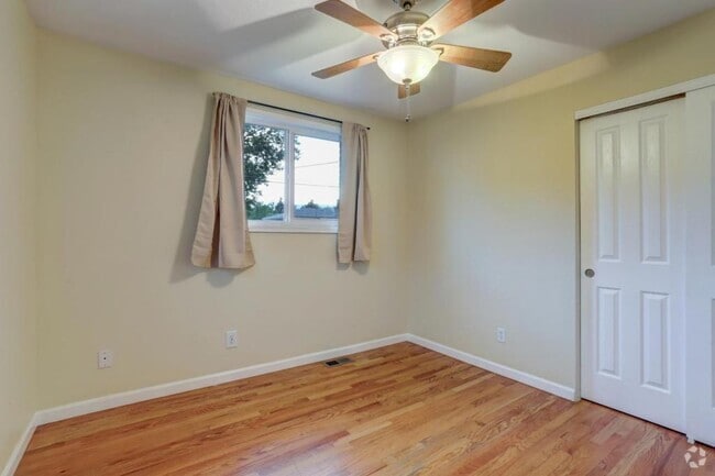 Building Photo - 7777 Umatilla St Rental