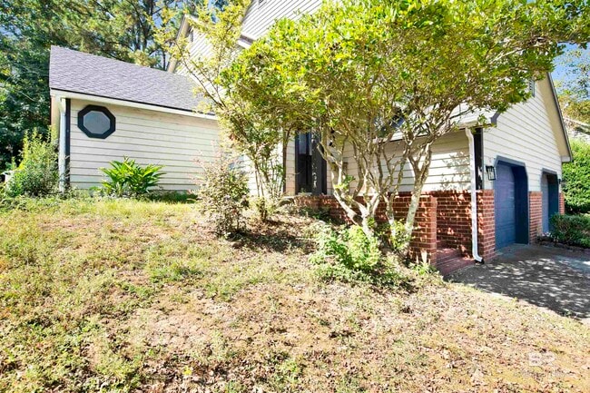 Photo - 52 Lake Shore Dr